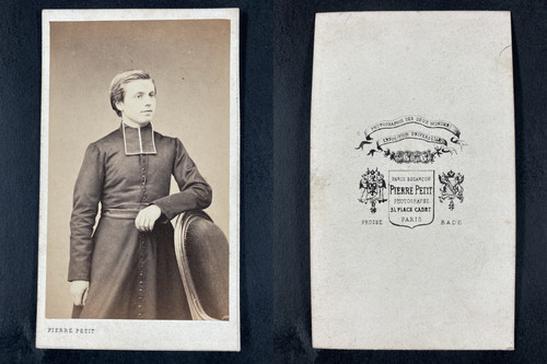 Pierre petit paris jeune - pierre,