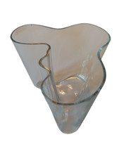 Vase Alvar Aalto avec signature du designer