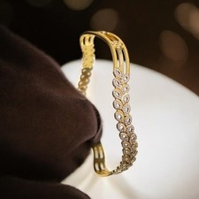 Magnifique bracelet à fleurs