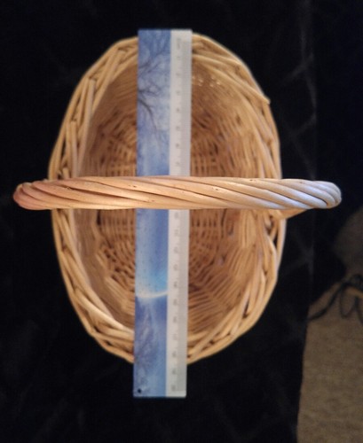 Small wood wicker basket - small,