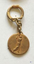 Porte clé en métal joueur de Golf, Coupe Vitteloise, Vittel Délices
