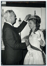 France, M. Roger Frey et Mme