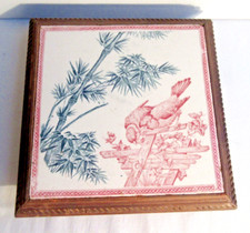 Dessous de plat LONGWY, tour bois, carreau avec oiseaux, escargot et bambous