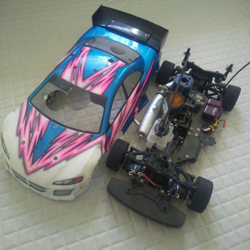 Voiture fw05 kyosho mauvais - voiture,