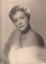 Gisèle PASCAL PHOTOGRAPHIE ORIGINALE 30*24 HARCOURT -1-