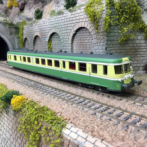 Autorail 2899 jupé - x, 1cl