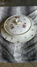 LEGUMIER SOUPIERE PORCELAINE DE LIMOGES DECOR FLORAL ET FLEUR DE LYS 