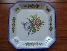 CHAROLLES ANCIENNE ASSIETTE CARRE EN FAIENCE lg 23 cm