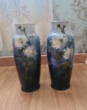  JOLIE PAIRES DE VASES