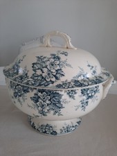 Ancienne  soupière Marie Louise, St Amand et Hamage