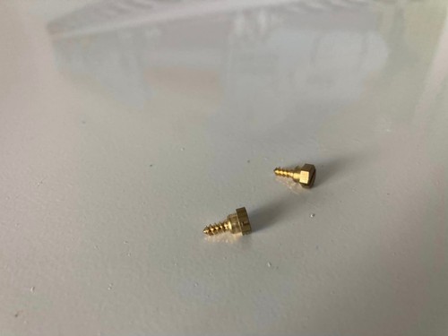 Lot vises pour - 2,