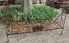 Ancien lit fer 1 personne Barreaux Décoration Anges & 4 Pignes 176,5 x 85 cm