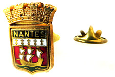 PIN'S PINS EPINGLETTE -
