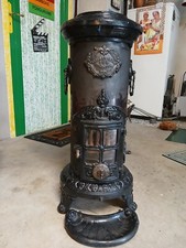 Poêle à bois ancien et authentique Audemar Guyon 168  Dole Jura, fonte, noir