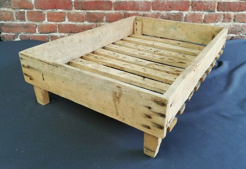 Caisse clayette en bois - /,