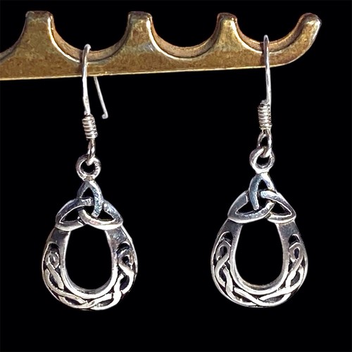 Paire boucles oreilles - de, d’oreilles