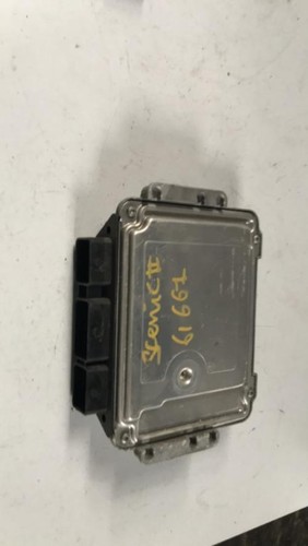 Calculateur moteur renault - calculateur,