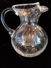 Pichet ventru, en verre