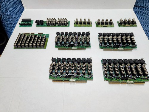 Mackie mixer channel - 32,