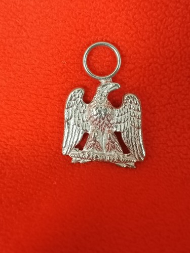 Aigle impériale avec anneaux