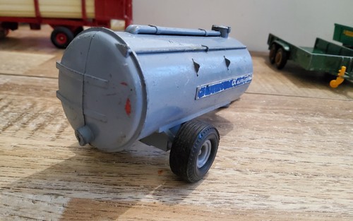 Tracteur remorque citerne