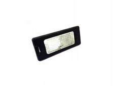 Éclairage de plaque