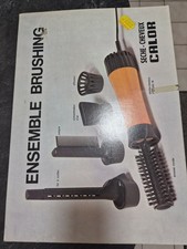 Vintage Ensemble Brushing