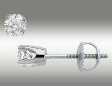 Boucle d'oreille clou