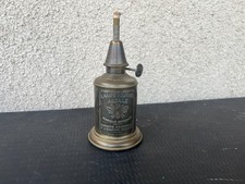 Ancienne lampe à essence