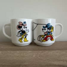 2 mugs Mickey mouse et Minnie cowboy, cowgirl - Walt Disney - arcopal Vintage