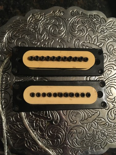 Pair vintage carvin - pair,