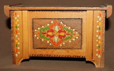 Ancien étui en bois de