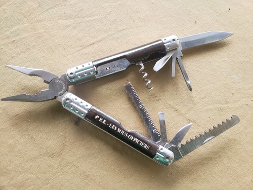 Pince multi outils - , 4ème