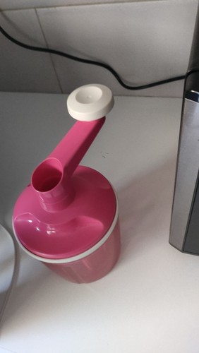 Speedy chef rose tupperware - rose.,