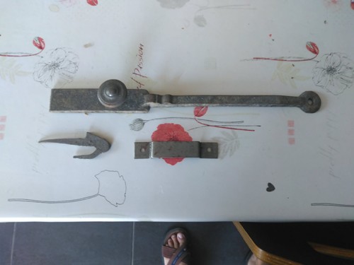 Rare ancien loquet poucier - rare,