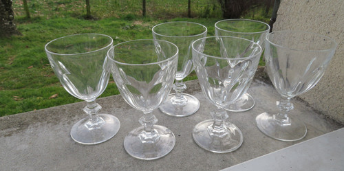 Anciens verres vin en - à,