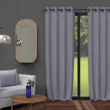 Rideau occultant à œillets