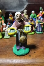 Santons de provence Marchand de sardines. du village 9 cm...