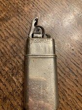 Ancien Briquet À Essence