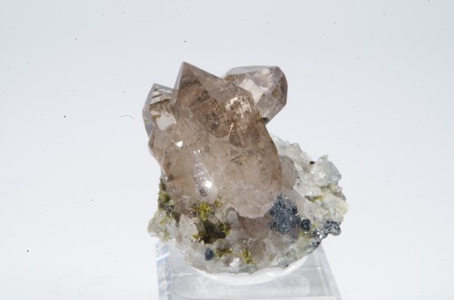 Quartz hématite épidote