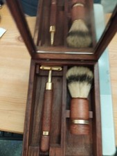 rasoir ancien Et Véritable blaireau 