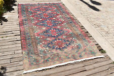 Tapis Caucasien 62''x108''