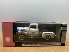 FLEER COLLECTIBLES FORD F1