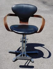 Cherner Pretzel Salon Chair by
