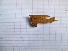 pin's  avion ancien biplan