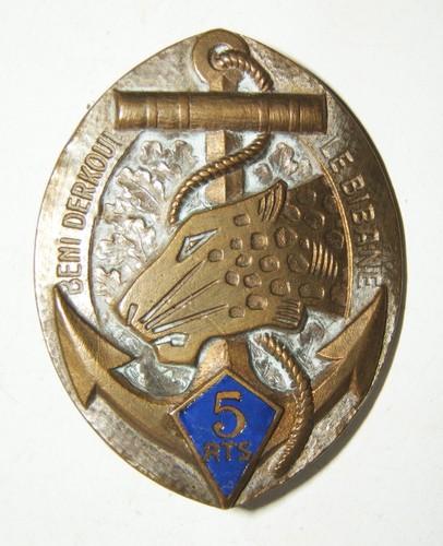 Insigne regiment de - 5°,