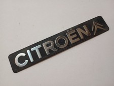 Monogramme Insigne Logo Badge