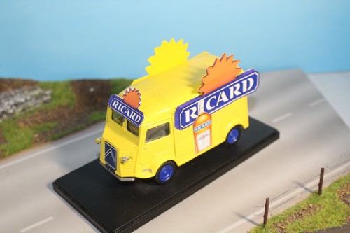 Citroen pub ricard - citroen, hy