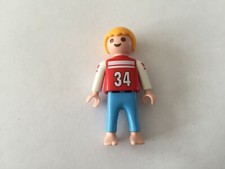 PERSONNAGE ENFANT MAILLOT 34 30100690 PIÈCE PLAYMOBIL 4070 TERRAIN DE JEU