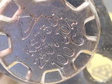 Thermostat 100°C Interrupteur Thermique KSD301  250V 10A